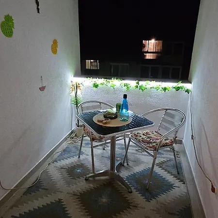 Away Apartment *