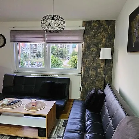 Apartment Away *